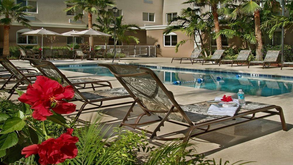 Holiday Inn Express West Palm Beach Metrocentre By Ihg מראה חיצוני תמונה