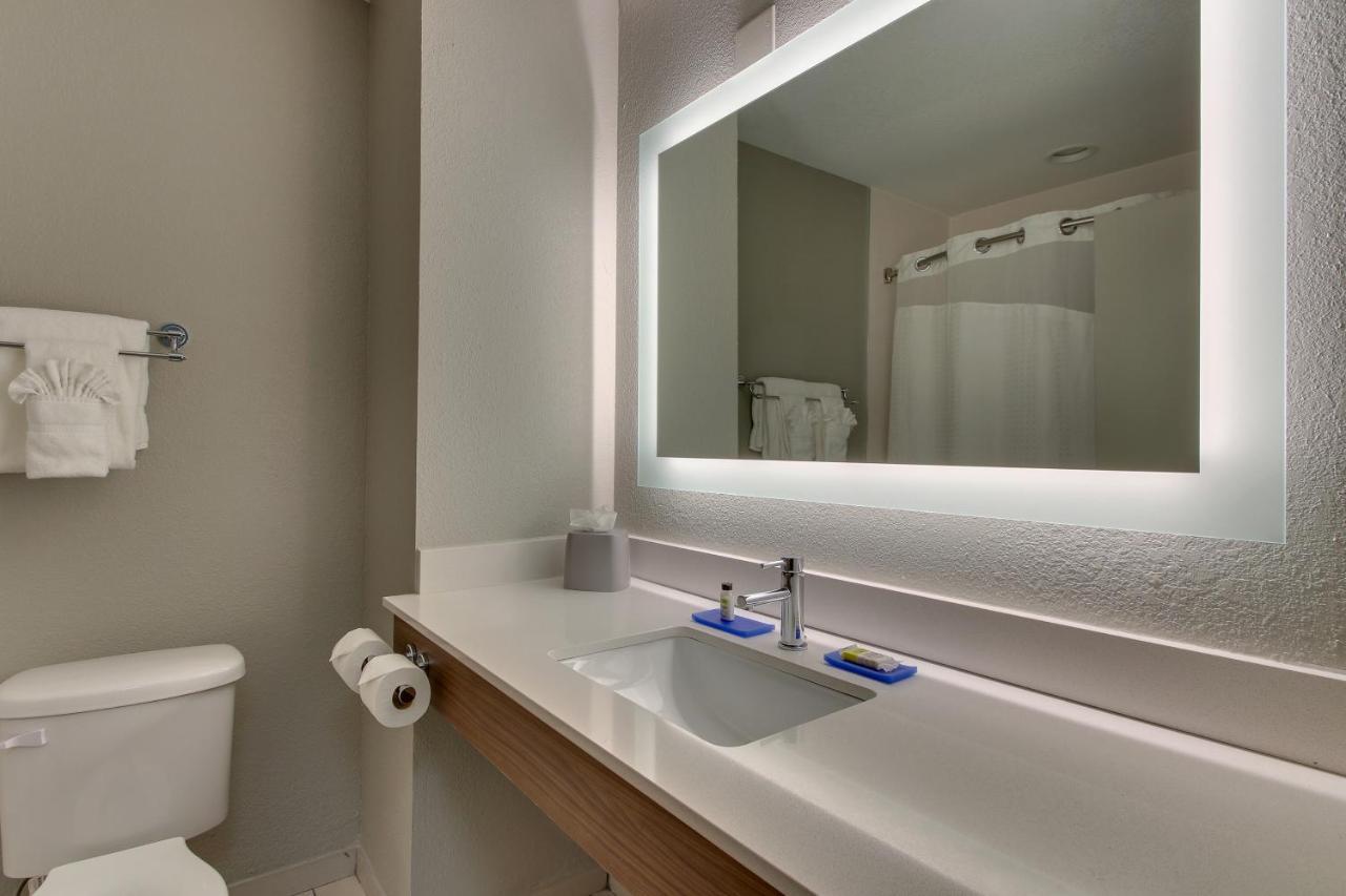 Holiday Inn Express West Palm Beach Metrocentre By Ihg מראה חיצוני תמונה