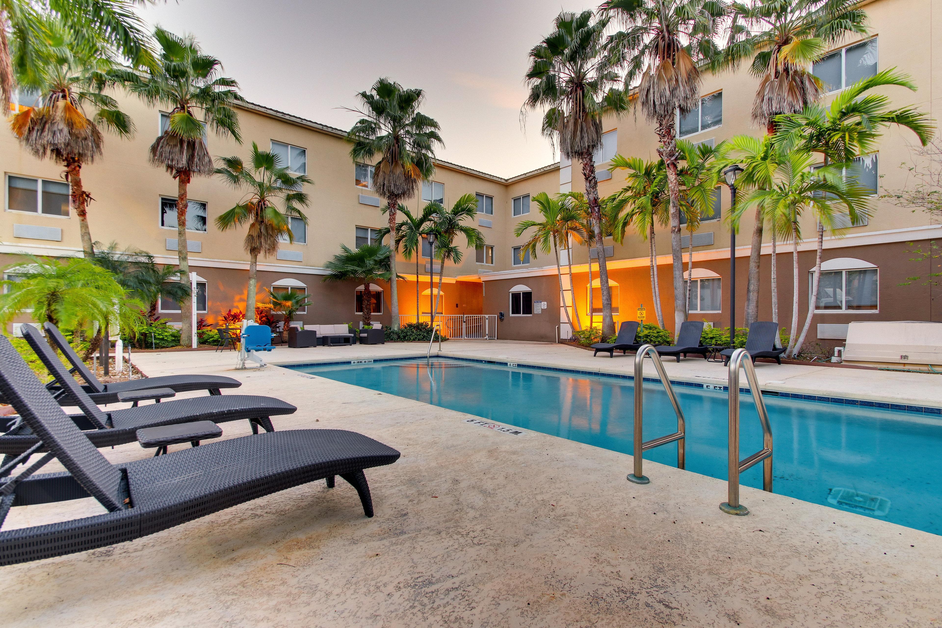 Holiday Inn Express West Palm Beach Metrocentre By Ihg מראה חיצוני תמונה