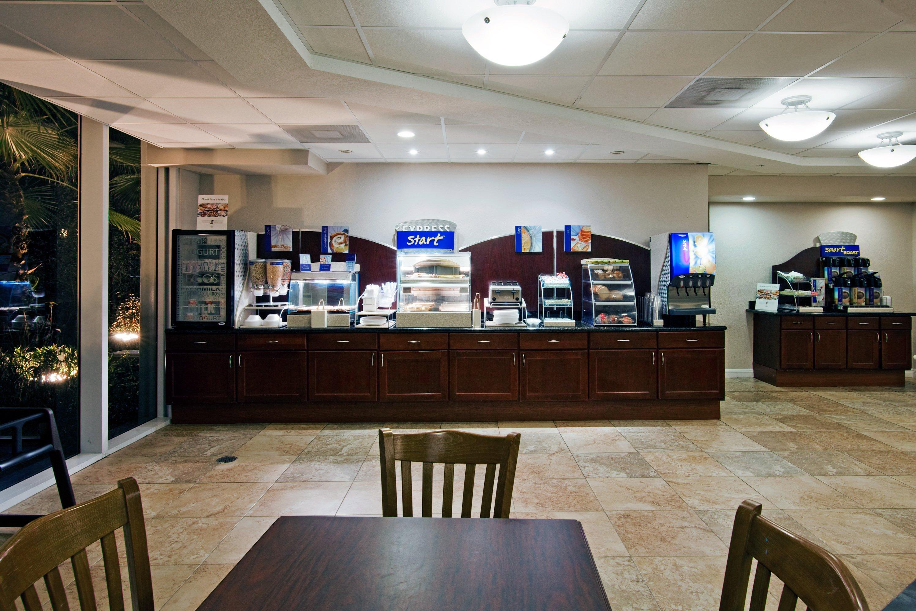 Holiday Inn Express West Palm Beach Metrocentre By Ihg מראה פנימי תמונה